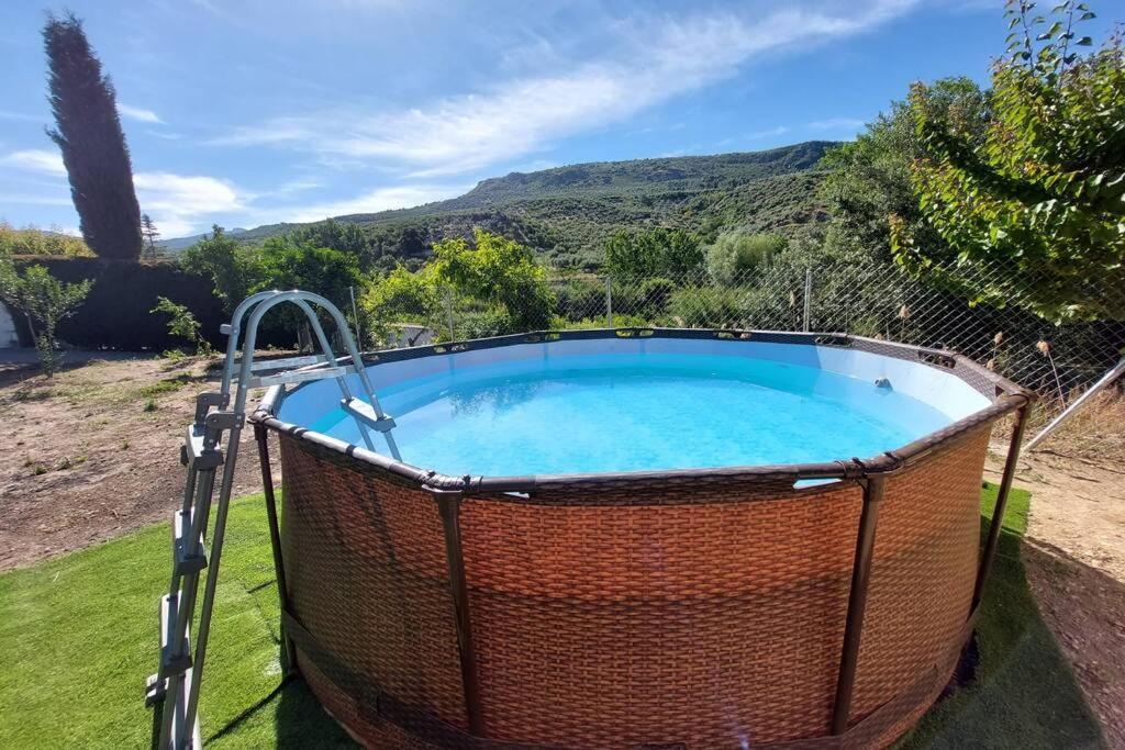 La Huerta Del Castillo Con Su Caz De Agua - Enjoy Life & Relax Castillo de Locubin Ngoại thất bức ảnh