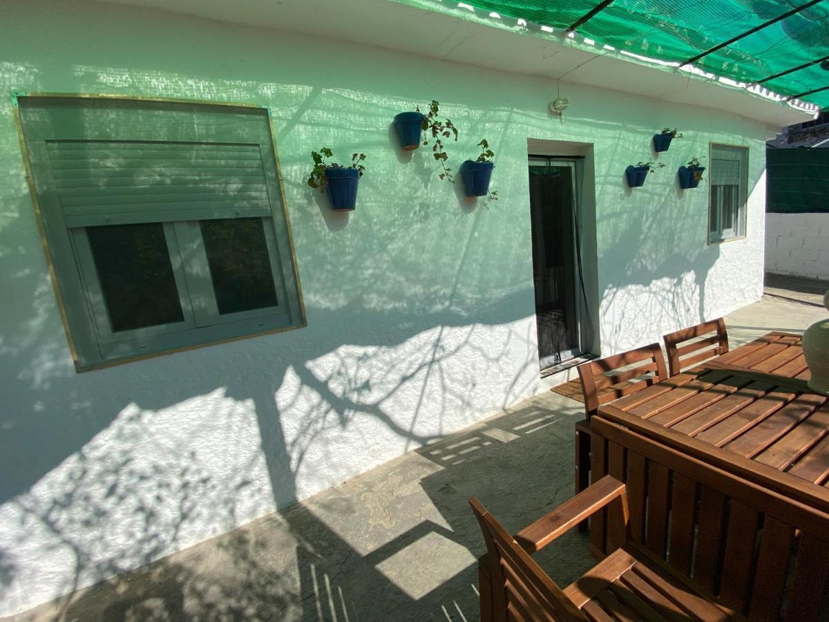 La Huerta Del Castillo Con Su Caz De Agua - Enjoy Life & Relax Castillo de Locubin Ngoại thất bức ảnh