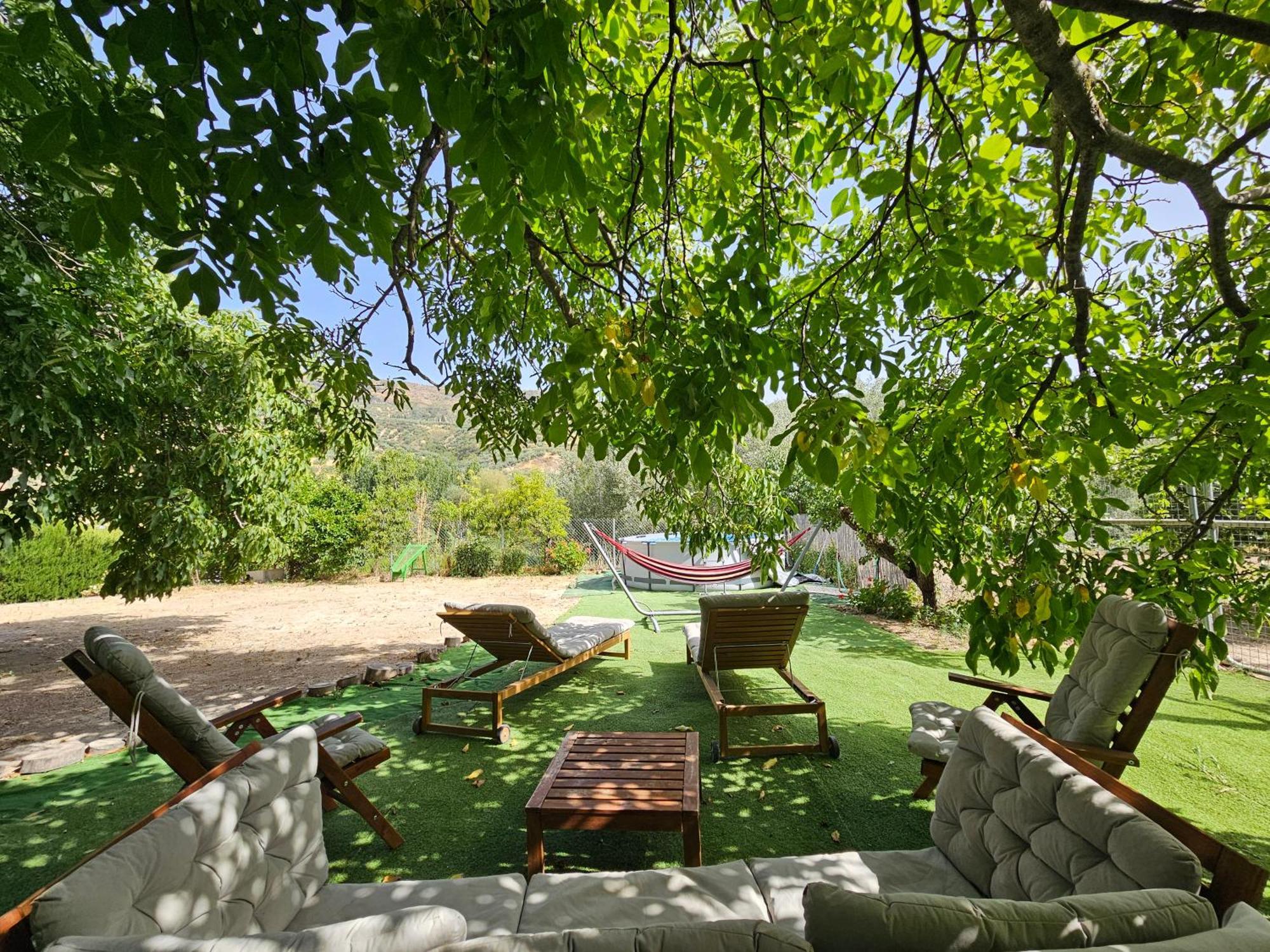 La Huerta Del Castillo Con Su Caz De Agua - Enjoy Life & Relax Castillo de Locubin Ngoại thất bức ảnh